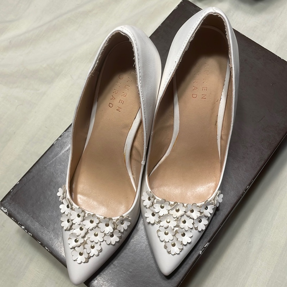 Lauren Conrad white heels (7.5)